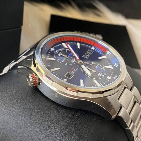 HB1513823 - Hugo Boss Men’s Globetrotter Chronograph Watch - Picture 9 of 10
